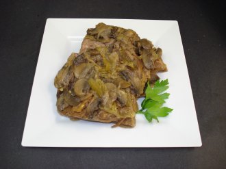 Roast Beef with Mushroom and Onions ($28.59/lb)