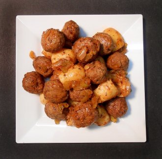 Meatballs with Potato (16.49/lb)