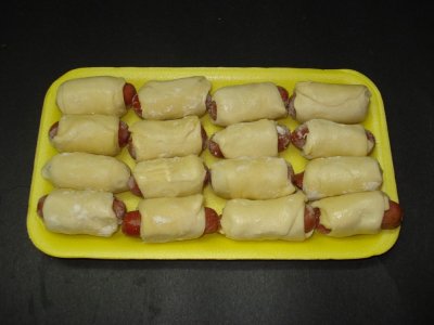 Mini hot dogs in a Blanket