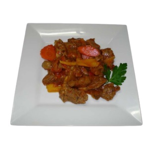 BEEF STEW WITH CARROTS